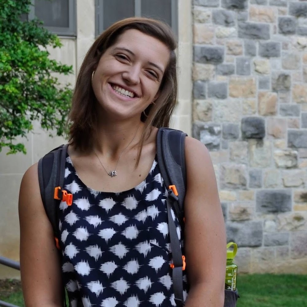 Meet your Posher, Andrea